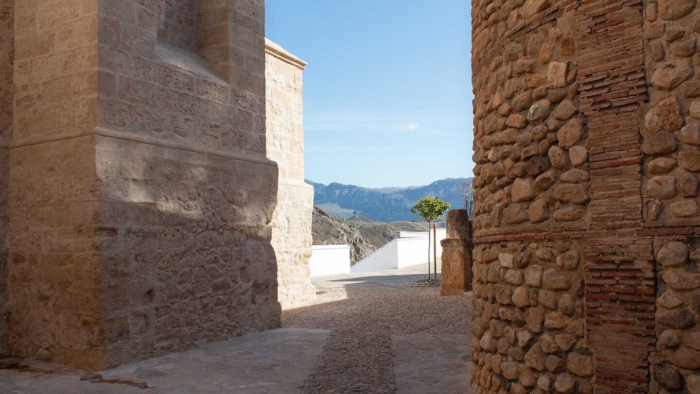 Antequera – die Stadt im geografischen Herzen Andalusiens, eingerahmt von Bergen, Karstplateaus und fruchtbarem Umland