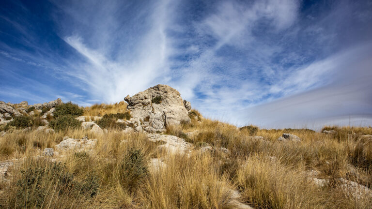 Berglandschaft der Sierra de la Horconera am Gipfel des Pico de la Tiñosa