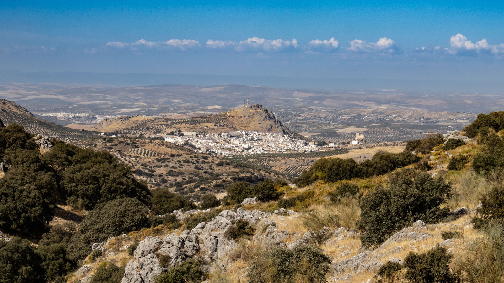 Die Dörfer der Sierra Subbética bieten charmante Ferienwohnungen im Ortskern.