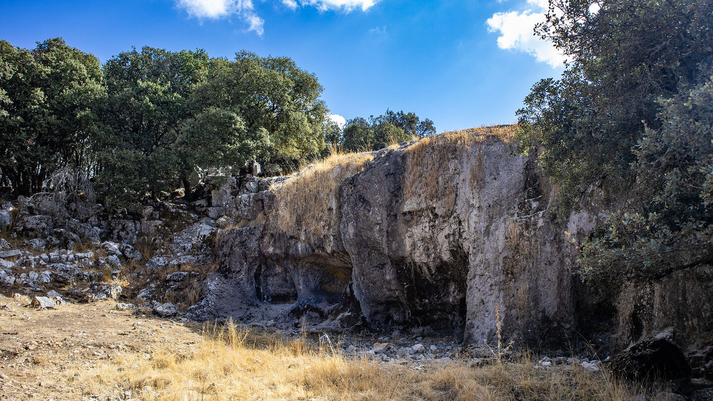 Die Wasserfälle Las Chorreras im Naturpark Sierras Subbéticas — fließend nur in der nassen Saison