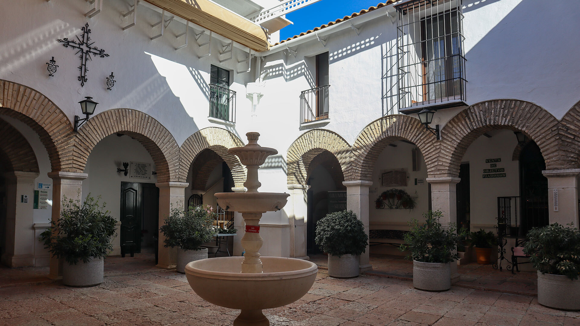 Patio der Ermita Virgen de la Sierra